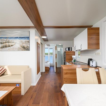 普拉 House Boat - Floating House Sofia酒店 外观 照片