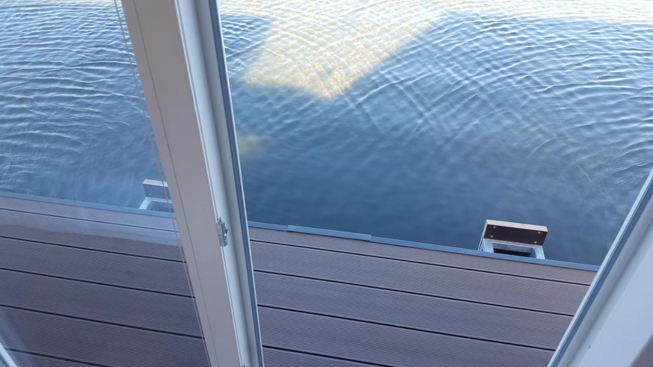 普拉 House Boat - Floating House Sofia酒店 外观 照片