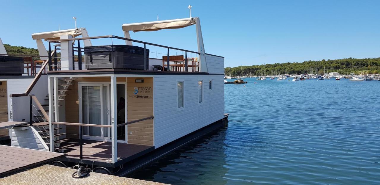 普拉 House Boat - Floating House Sofia酒店 外观 照片