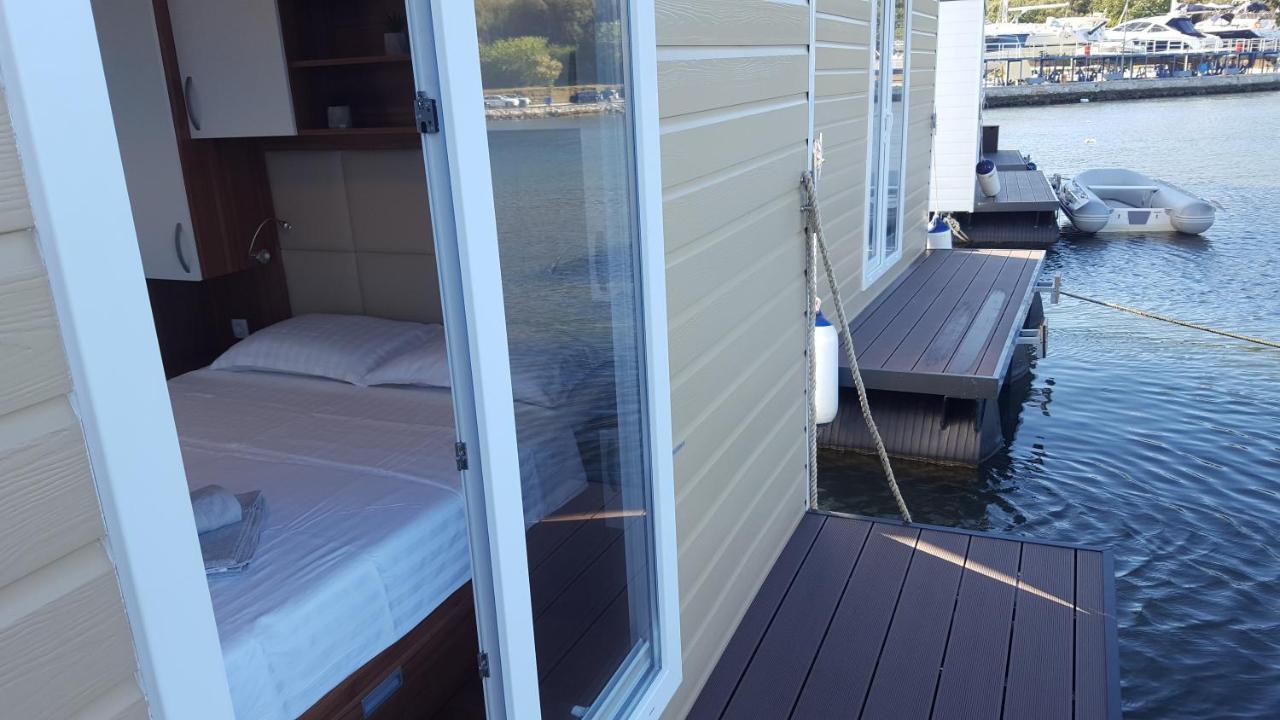 普拉 House Boat - Floating House Sofia酒店 外观 照片